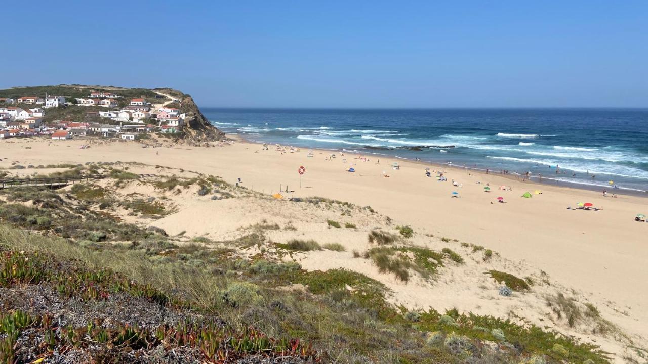 Sussurros Do Monte Bed & Breakfast Aljezur Luaran gambar