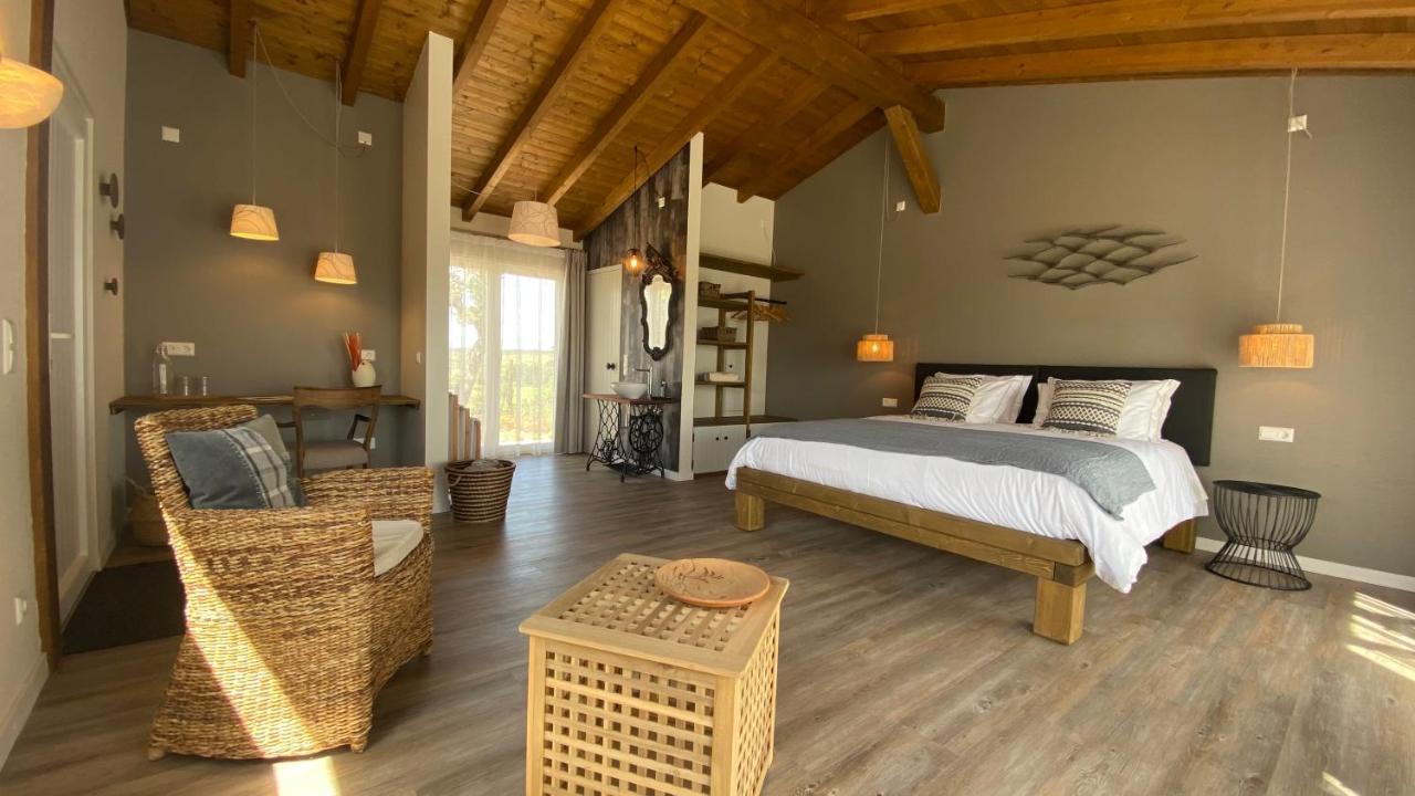 Sussurros Do Monte Bed & Breakfast Aljezur Luaran gambar
