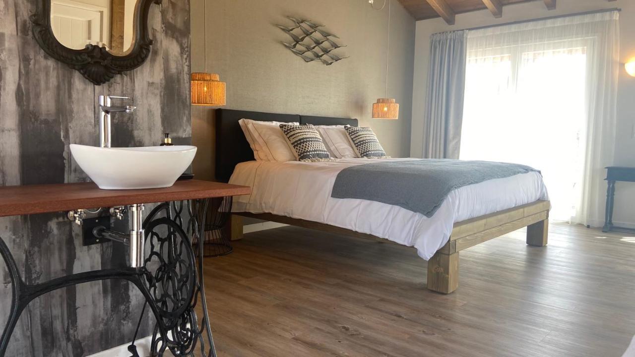 Sussurros Do Monte Bed & Breakfast Aljezur Luaran gambar
